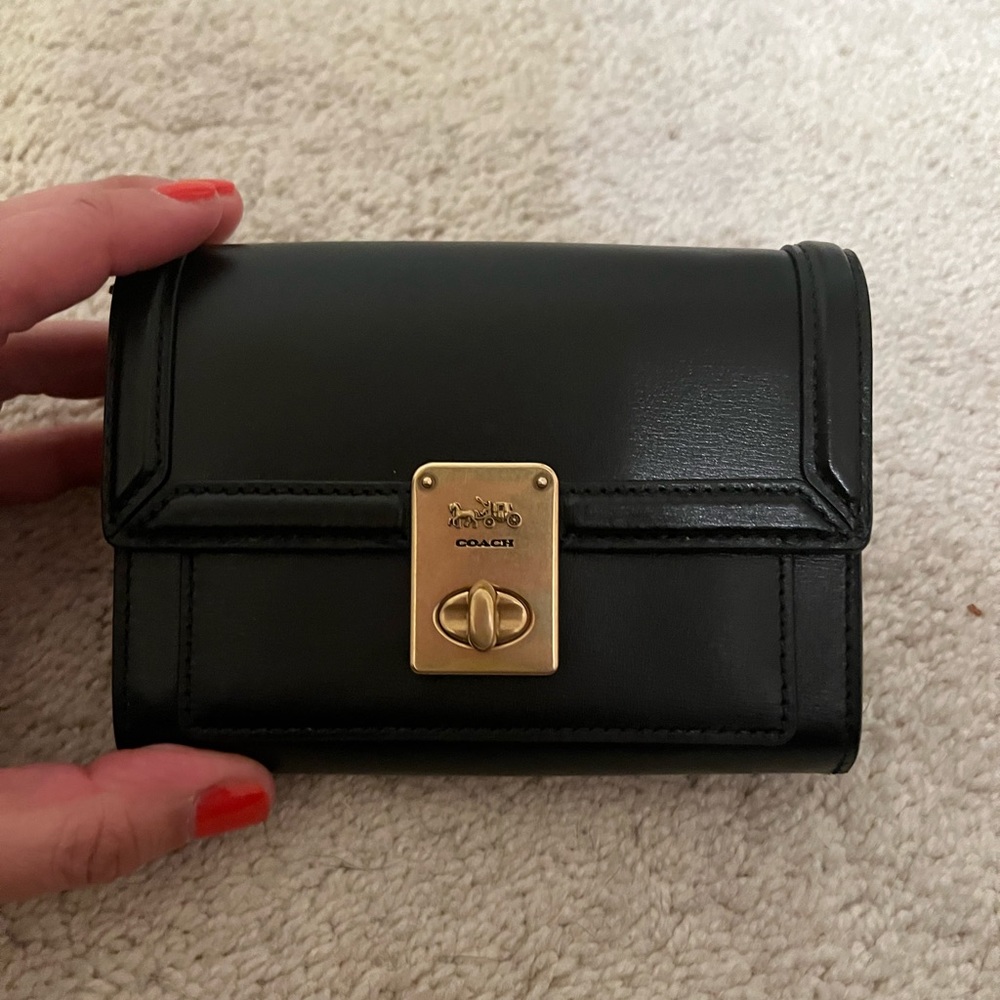 Coach black wallet nwt